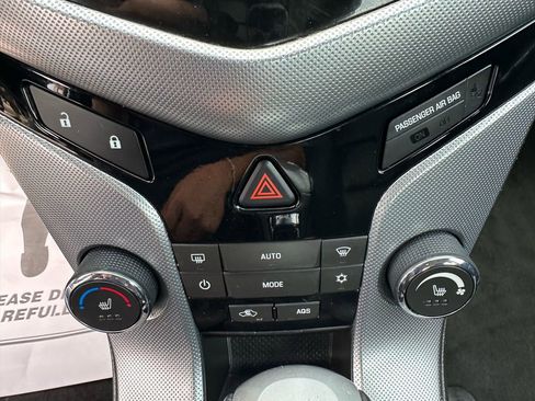 Used 2014 Chevrolet Cruze LTZ w/ RS Package image 40