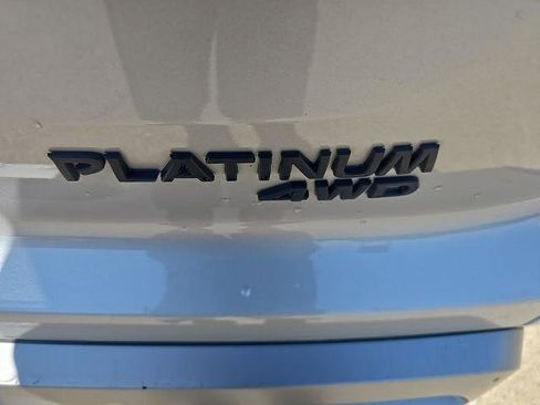 Certified 2023 Nissan Pathfinder Platinum image 13