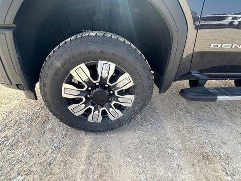 New 2026 GMC Sierra 2500 Denali w/ Denali Reserve Package image 10