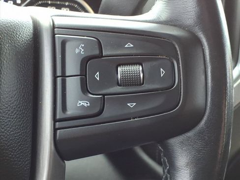 Used 2022 GMC Sierra 3500 Denali w/ Denali Black Diamond Edition image 20