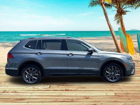 Used 2022 Volkswagen Tiguan SE image 7