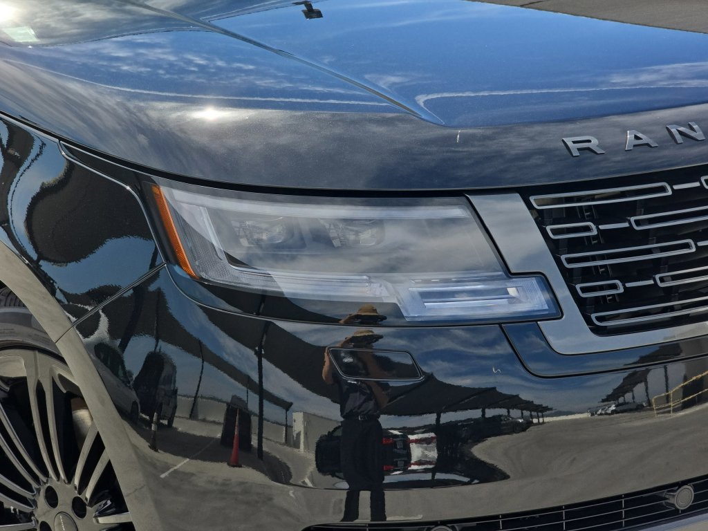 New 2026 Land Rover Range Rover SE AWD/4WD image 33