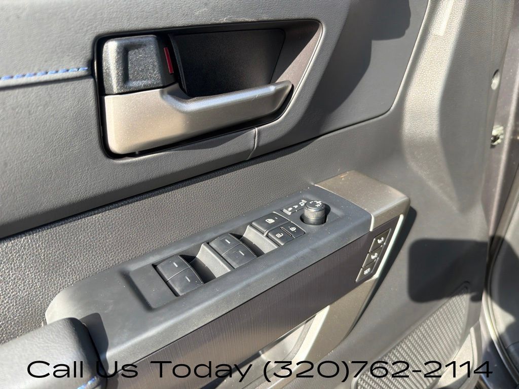 Used 2026 Toyota Sequoia Platinum AWD/4WD image 18