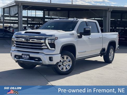 Used 2025 Chevrolet Silverado 2500 High Country w/ Technology Package image 1