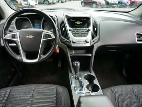 Used 2017 Chevrolet Equinox LT w/ Convenience Package AWD/4WD image 13