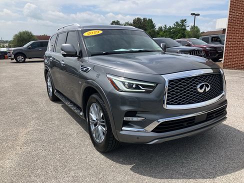 Used 2019 INFINITI QX80 Luxe RWD image 3