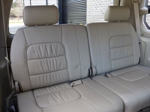 Used 2007 Lexus LX 470 4WD image 40