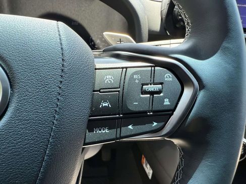 Used 2025 Lexus LX 700h Overtrail w/ Accessory Package (Z1) AWD/4WD image 21