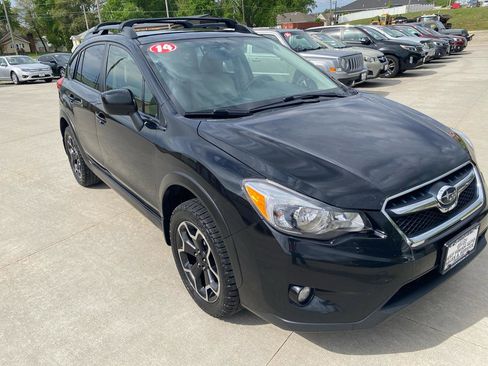 Used 2014 Subaru Crosstrek 2.0i Premium w/ Popular Package #1 AWD/4WD image 4
