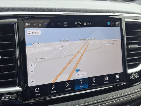 New 2026 Chrysler Pacifica Limited w/ S Appearance Package image 13