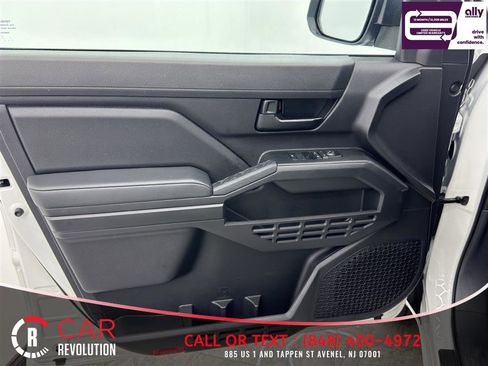 Used 2024 Toyota Tacoma SR RWD image 37