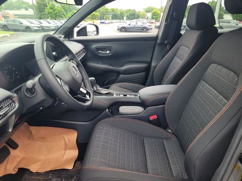 New 2026 Honda HR-V Sport image 16