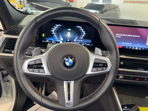 Used 2025 BMW X6 M60i w/ Executive Package image 10