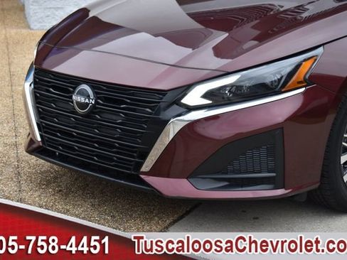 Used 2024 Nissan Altima 2.5 SV image 38