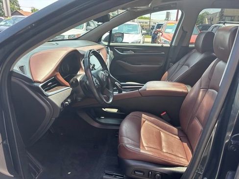 Used 2019 Buick Enclave Avenir w/ Avenir Technology Package AWD/4WD image 15