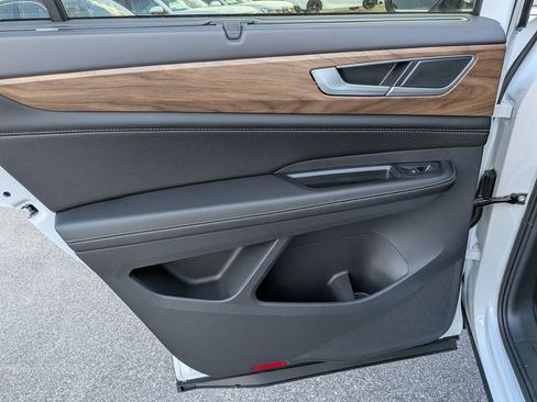 New 2026 Volkswagen Atlas SE image 25