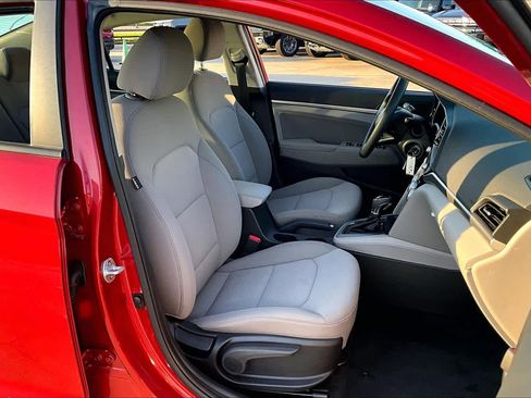 Used 2019 Hyundai Elantra SEL FWD image 9