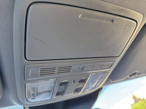Used 2022 Honda CR-V EX-L image 37