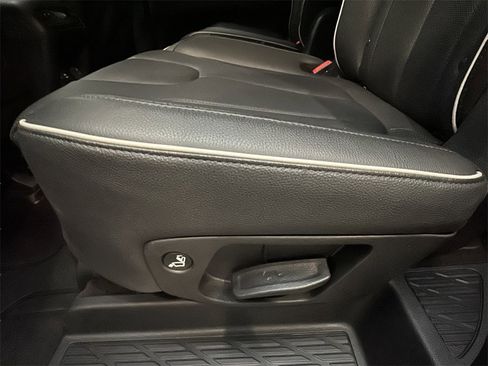 Used 2023 Hyundai Palisade Limited image 14