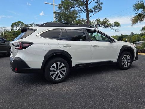 Used 2025 Subaru Outback Premium w/ Popular Package #1A AWD/4WD image 7