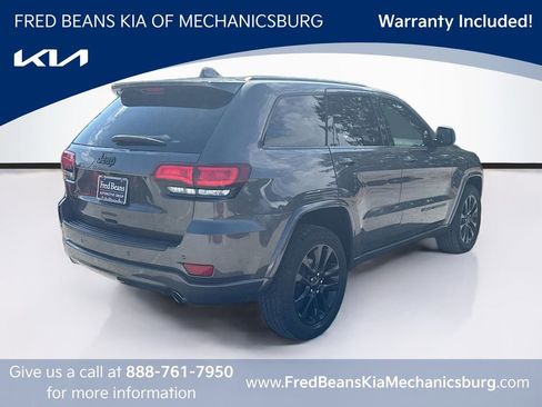 Used 2019 Jeep Grand Cherokee Altitude AWD/4WD image 7