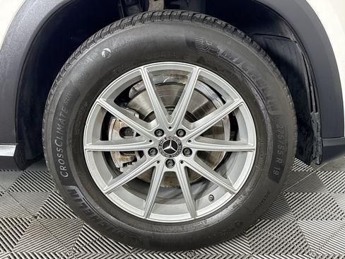 Used 2024 Mercedes-Benz GLE 350 4MATIC image 29