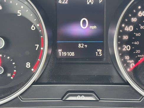 Used 2019 Volkswagen Tiguan SE AWD/4WD image 17