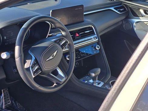 Used 2025 Genesis G70 3.3T Advanced w/ Sport Prestige Package image 25