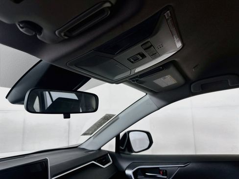 Certified 2025 Toyota RAV4 XLE AWD/4WD image 18