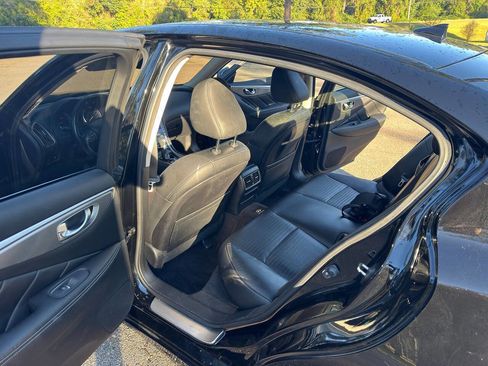 Used 2015 INFINITI Q50 Premium 4dr Sedan w/ Navigation Package image 10
