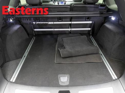 Used 2024 Cadillac XT5 Premium Luxury FWD image 9