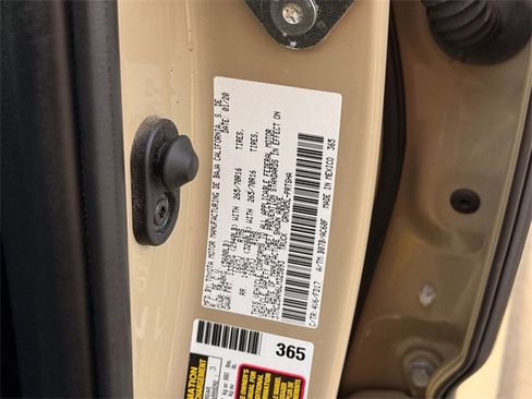 Used 2020 Toyota Tacoma TRD Off-Road image 23