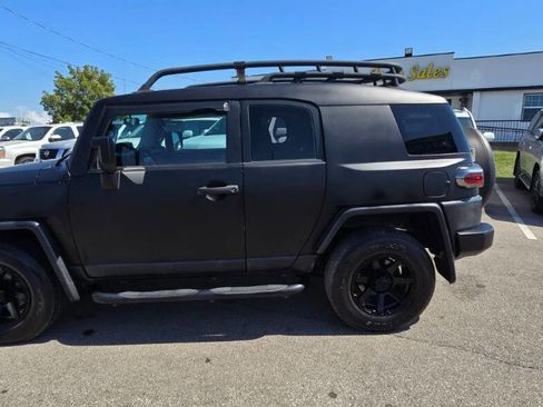 Used 2007 Toyota FJ Cruiser 4WD image 69