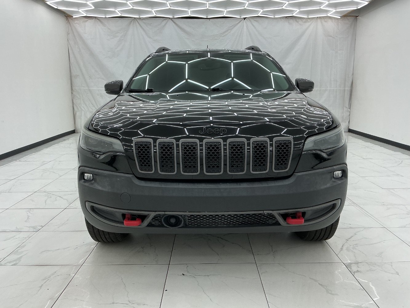 Used 2021 Jeep Cherokee Trailhawk w/ Premium Leather Package AWD/4WD image 5