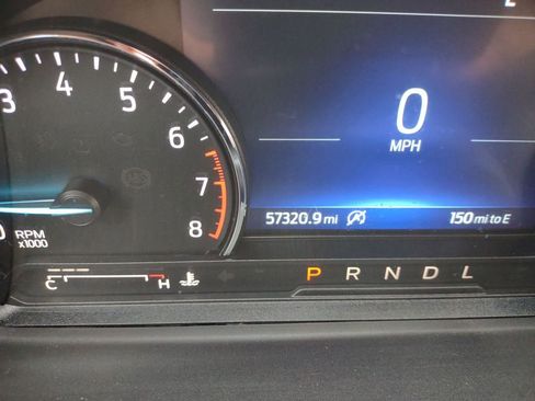 Used 2022 Ford Explorer XLT w/ Equipment Group 202A image 16