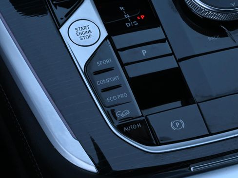 Certified 2024 BMW X5 xDrive40i w/ M Sport Package image 21