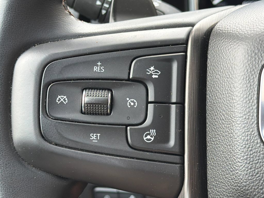 Used 2023 GMC Sierra 1500 AT4 w/ Technology Package AWD/4WD image 36