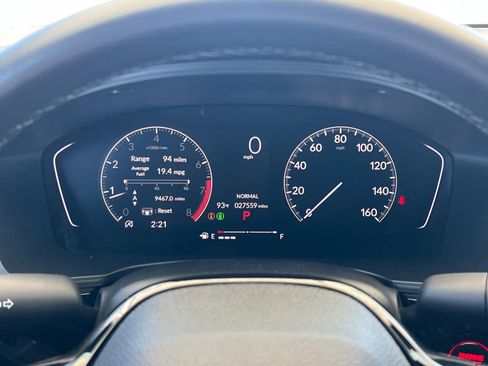 Used 2025 Honda Civic Sport image 24