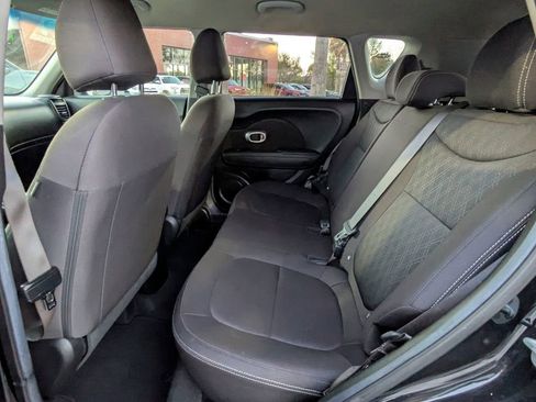 Used 2019 Kia Soul image 14