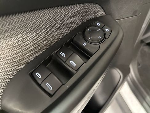 Used 2021 Chevrolet TrailBlazer LS FWD image 28