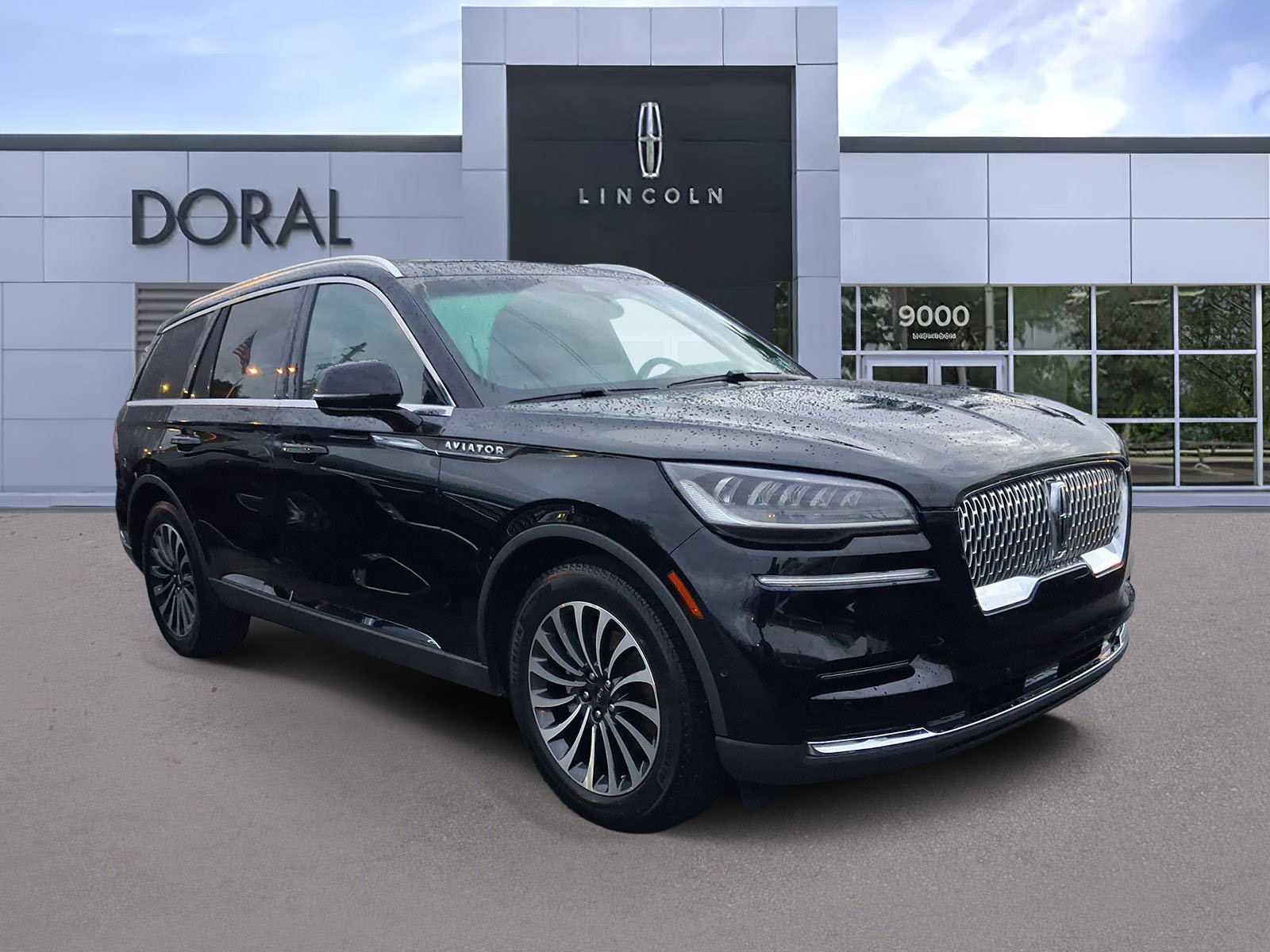 Certified 2023 Lincoln Aviator Reserve RWD image 1