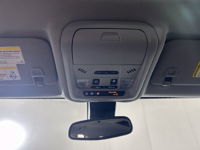 Used 2022 GMC Terrain SLT w/ Tech Package AWD/4WD image 23