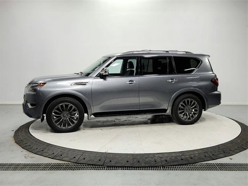 Used 2024 Nissan Armada Platinum w/ Cargo Package image 4