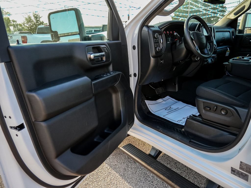 New 2026 Chevrolet Silverado 2500 Custom w/ Custom Value Package AWD/4WD image 34