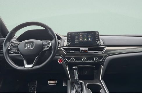Used 2018 Honda Accord Sport image 9