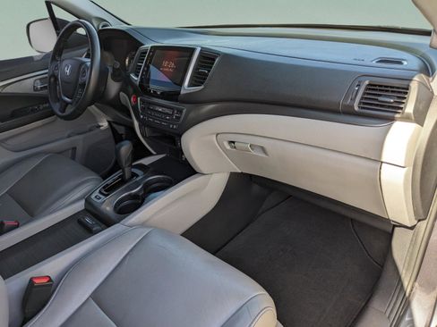 Used 2018 Honda Pilot EX-L image 12