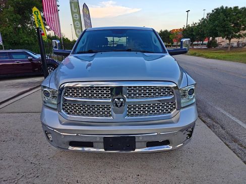 Used 2016 RAM 1500 Laramie w/ Convenience Group AWD/4WD image 3