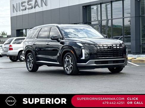Used 2024 Hyundai Palisade Limited FWD image 1
