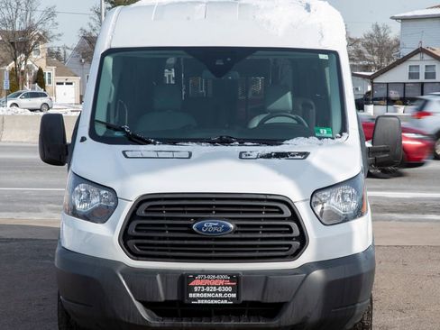 Used 2018 Ford Transit 150 XL image 4