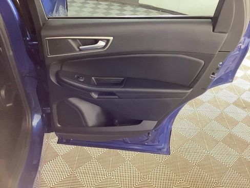 Used 2022 Ford Edge SEL w/ Convenience Package image 12